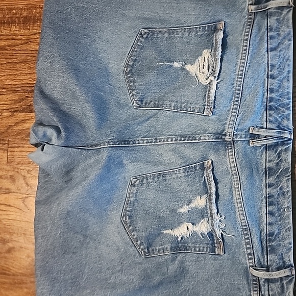 Good American Blue Classic Denim Jeans - Picture 4 of 4